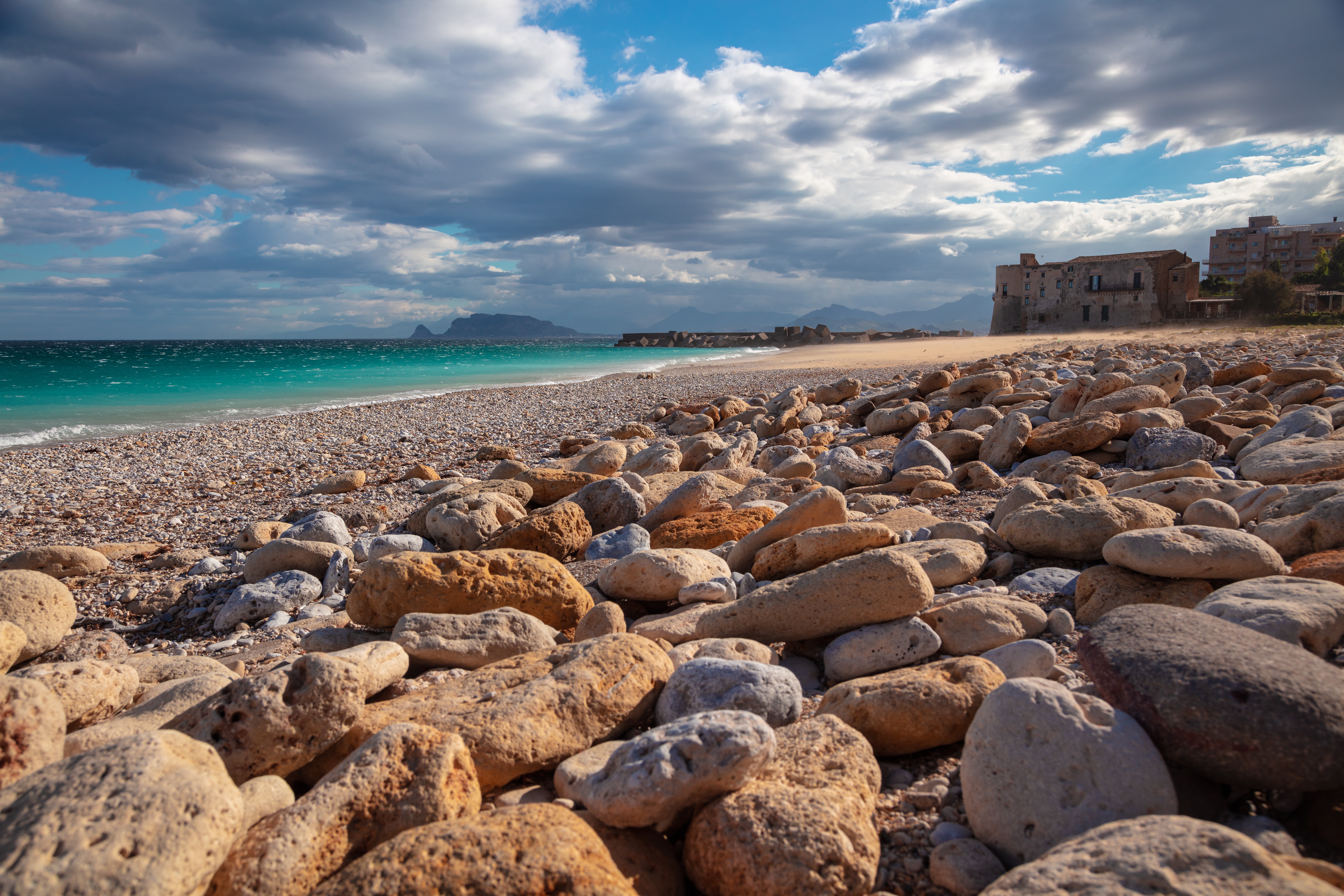 Spiaggia Vergine Maria. Shutterstock by Rudy Balasko